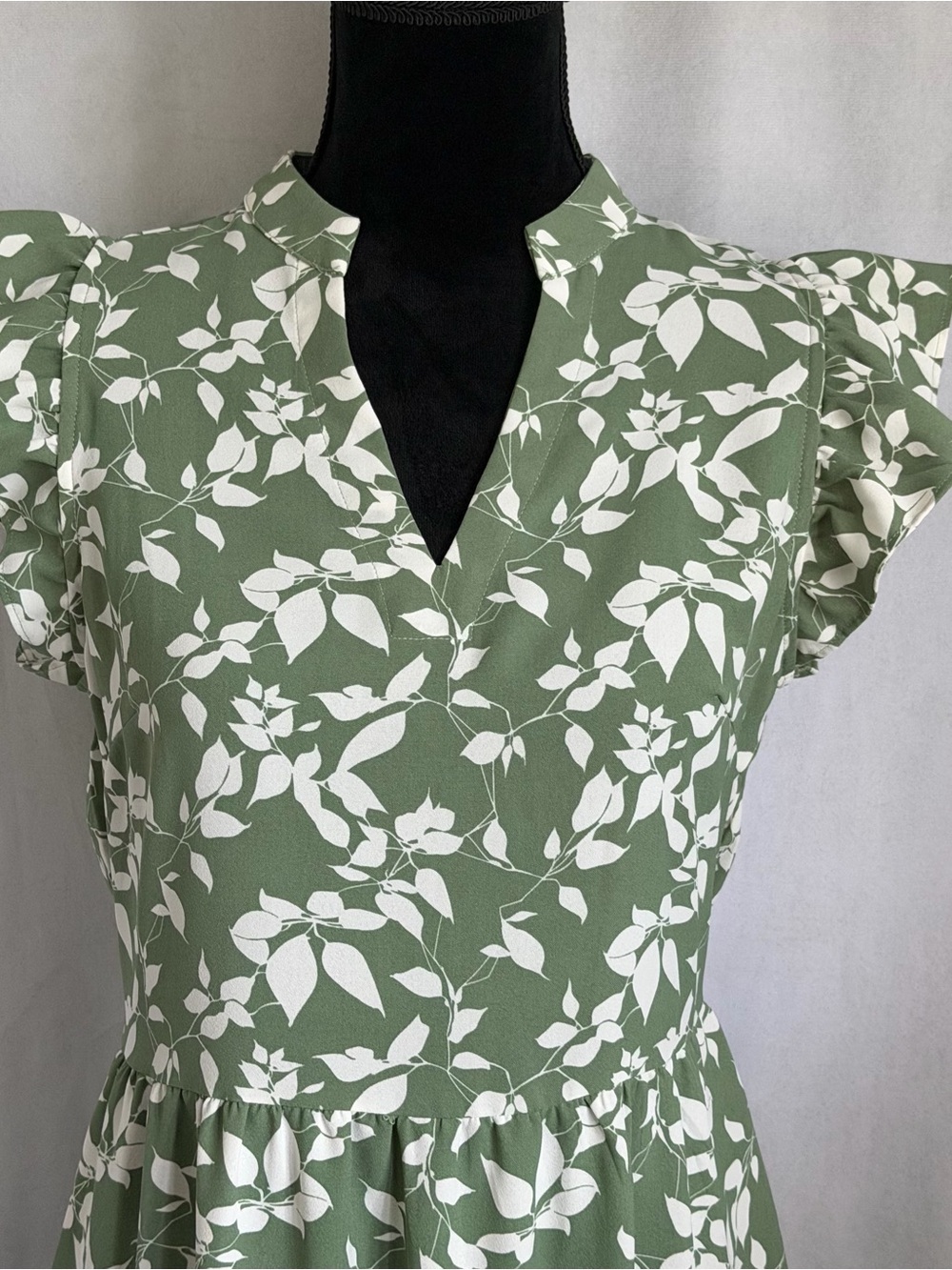 PrettyGarden Dress Womens S Green Floral V Neck Maxi Flutter Sleeve Pockets Boho - Picture 5 of 10